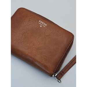Fossil Camel Brown Caramel Leather Zip-Around Card Case Wallet Purple Interior